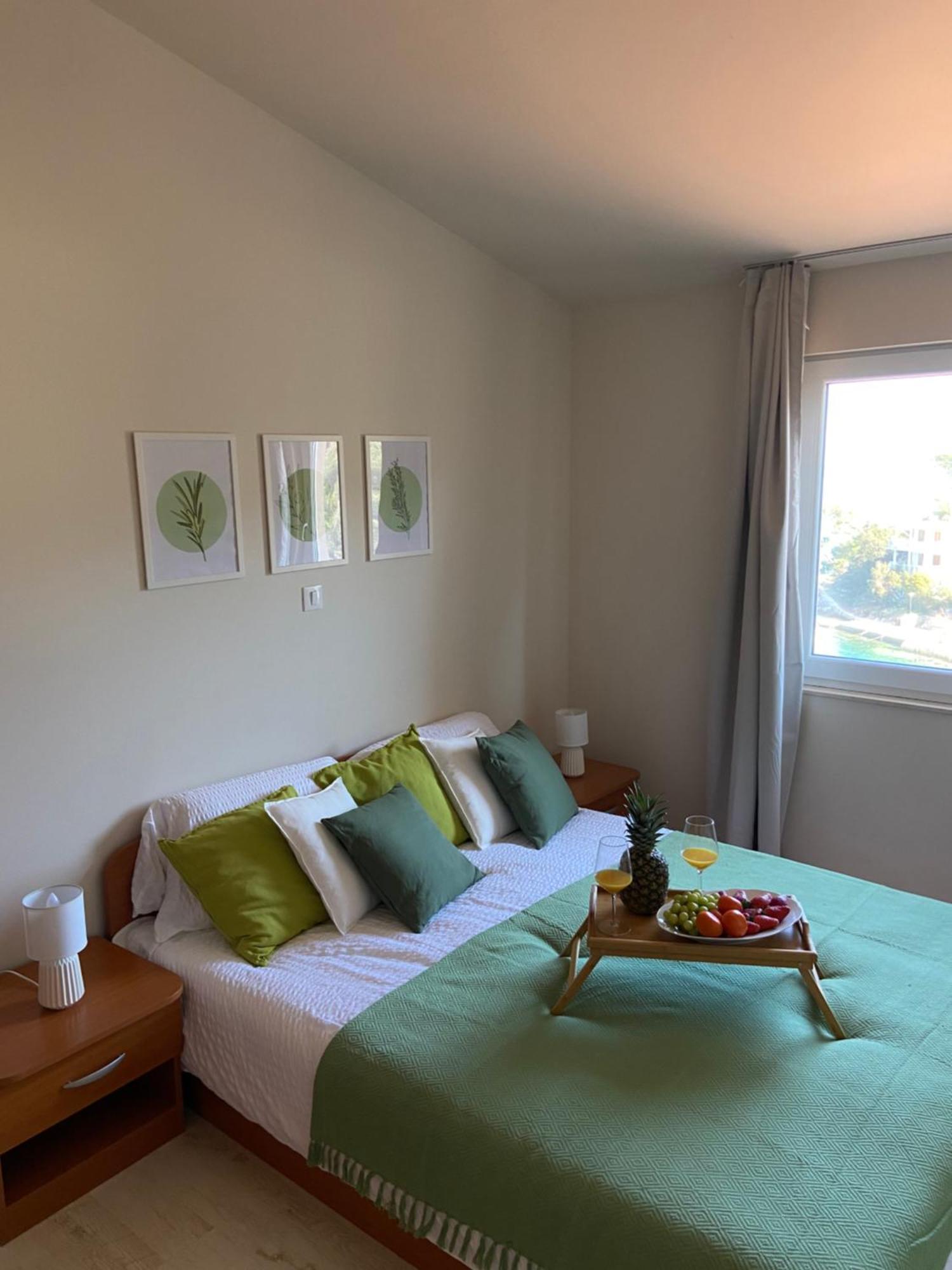 Apartments Eva Savar Zewnętrze zdjęcie