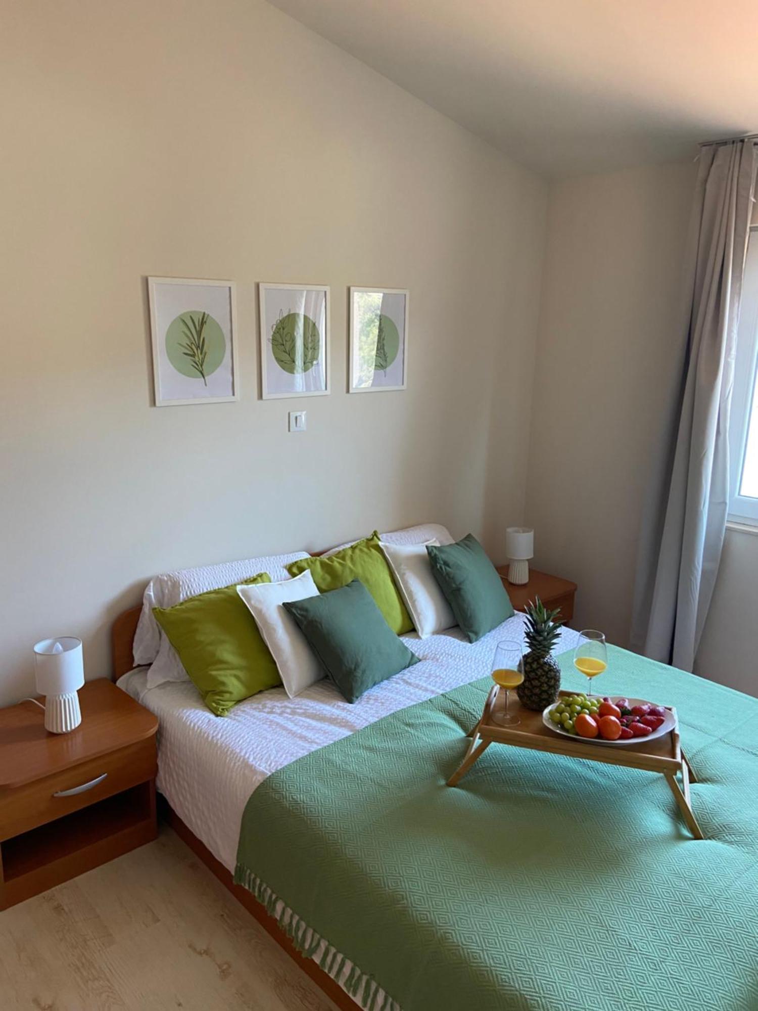 Apartments Eva Savar Zewnętrze zdjęcie